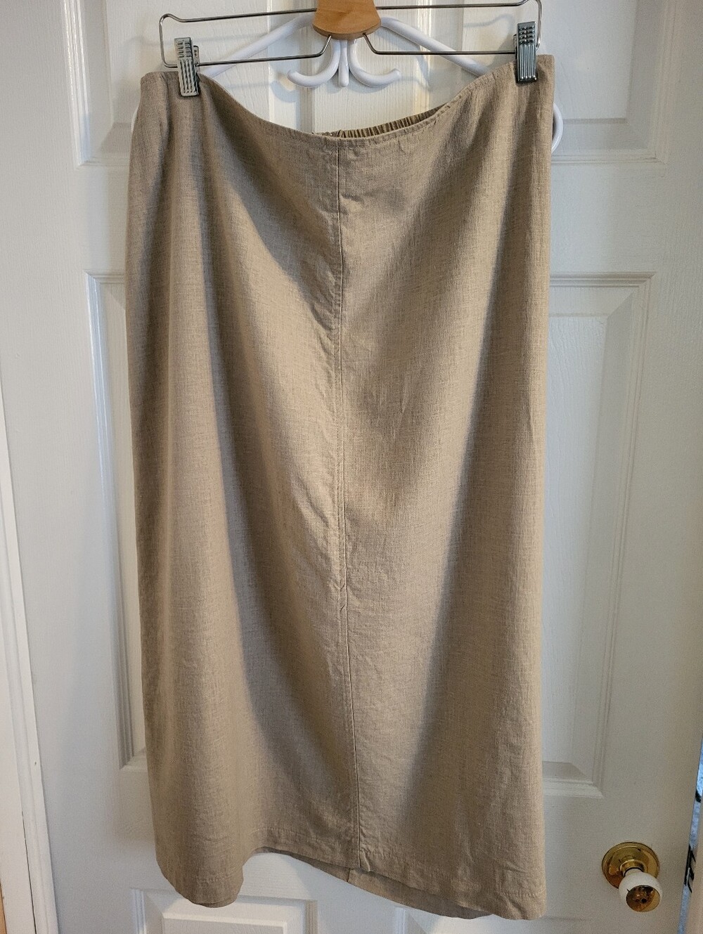Classic Beige Linen-Blend Maxi Skirt